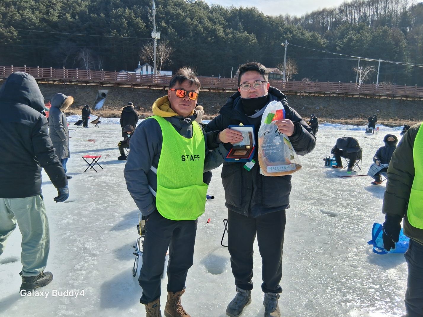 2월 7일 <2번낚시터> 황금송어잡다!!